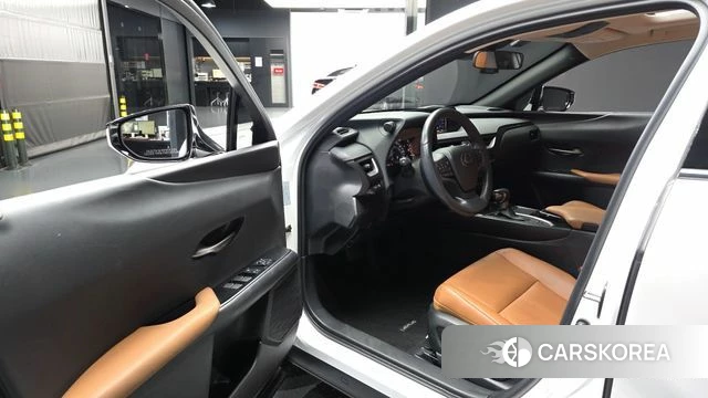 Lexus UX250h id 4918422 из Кореи 29