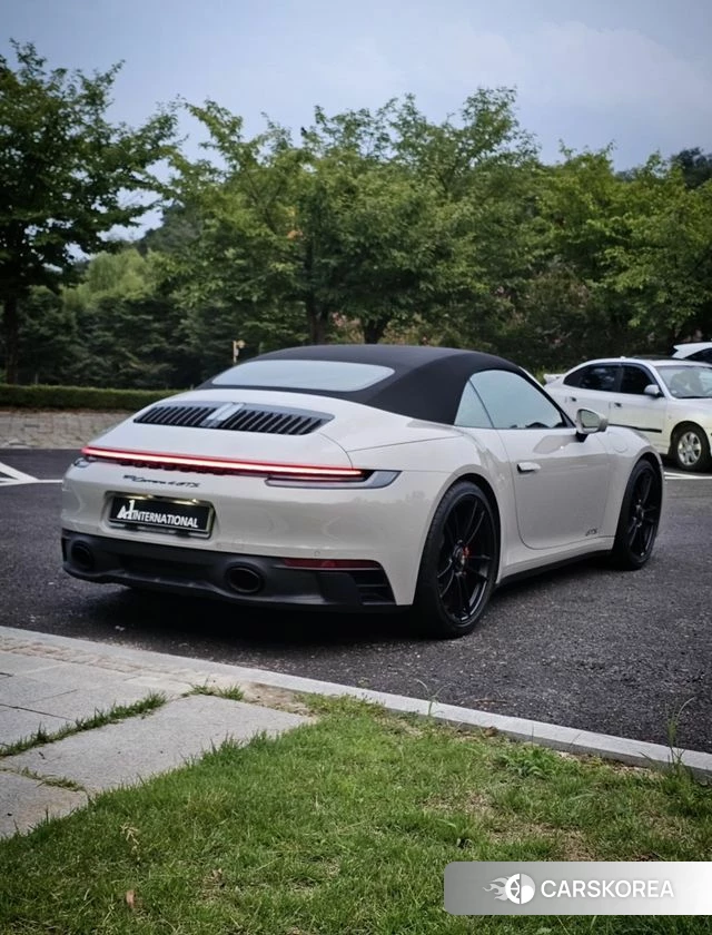 Porsche 911(992) id 4744250 из Кореи 19