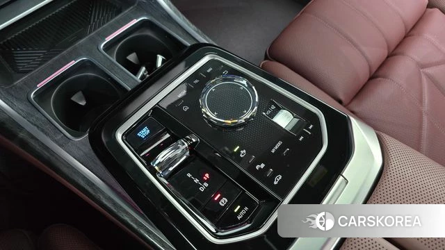 BMW i7 (G70) id 4995429 из Кореи 36
