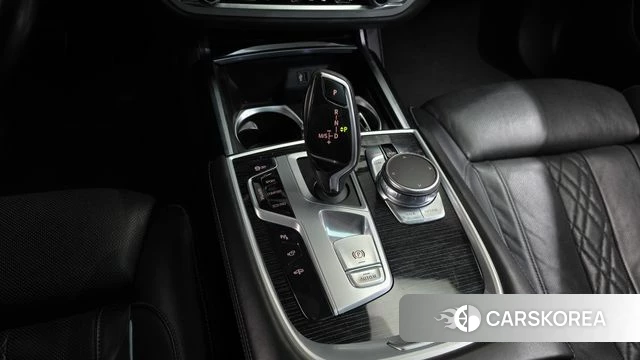BMW 7 Series (G11) id 5029484 из Кореи 36