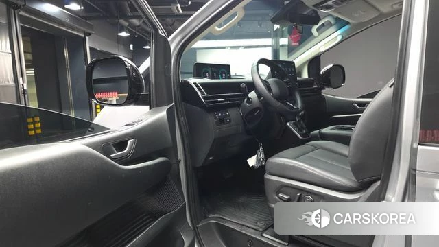 Hyundai The New Staria id 4949848 из Кореи 32