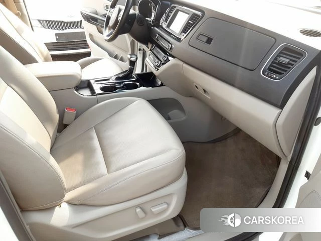 Kia The New Carnival id 3867142 из Кореи 15