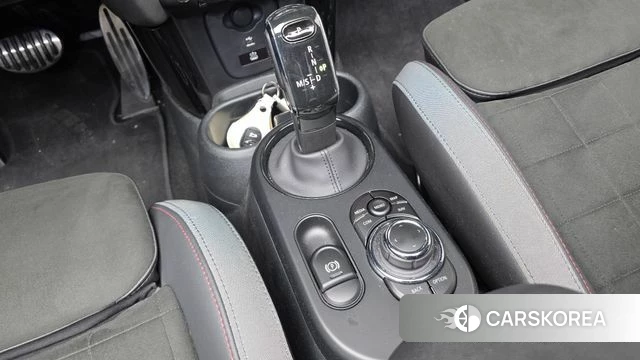 Mini Cooper S Convertible id 4996157 из Кореи 31