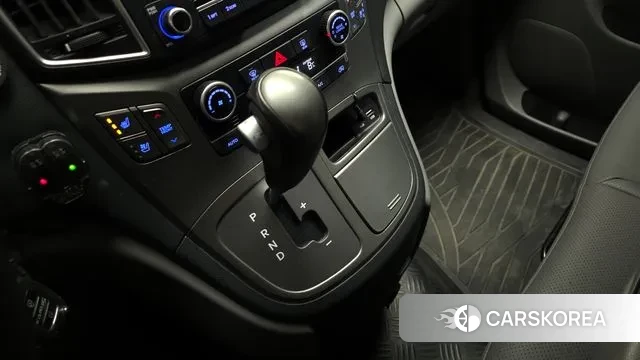 Hyundai The New Grand Starex id 3636338 из Кореи 19