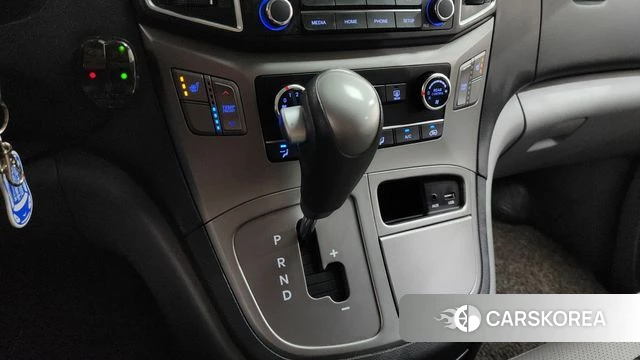 Hyundai The New Grand Starex id 4647220 из Кореи 19