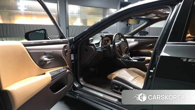 Lexus ES300h 7th generation id 4998519 из Кореи 35
