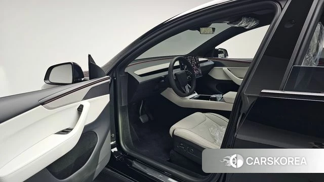 Tesla Model Y id 4990135 из Кореи 37