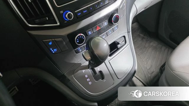 Hyundai The New Grand Starex id 4525101 из Кореи 33