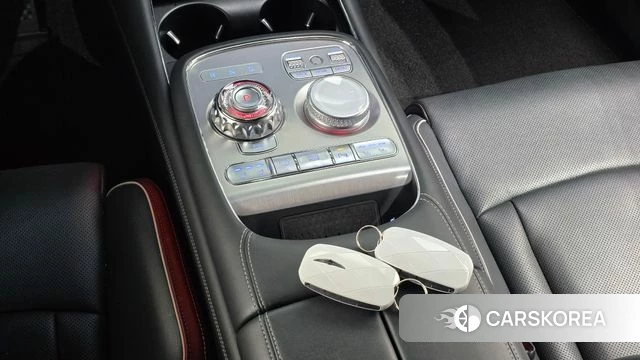 Genesis G90 (RS4) id 4951346 из Кореи 29