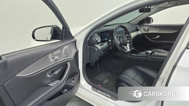 Mercedes-Benz E-Class W213 id 5023890 из Кореи 35