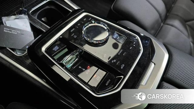 BMW i7 (G70) id 4724840 из Кореи 19