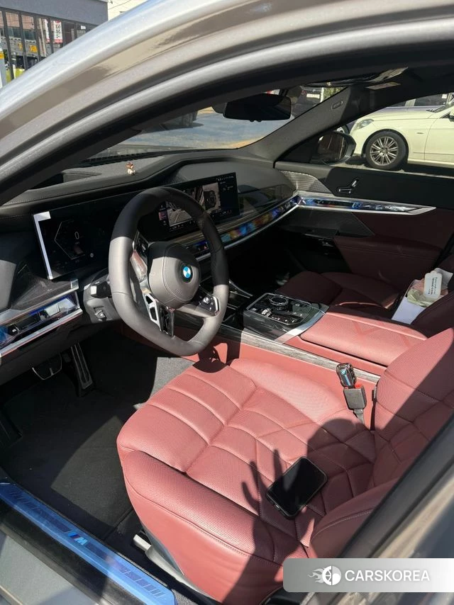 BMW 7 Series (G70) id 4980005 из Кореи 19