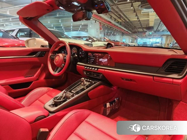 Porsche 911(992) id 4660299 из Кореи 15