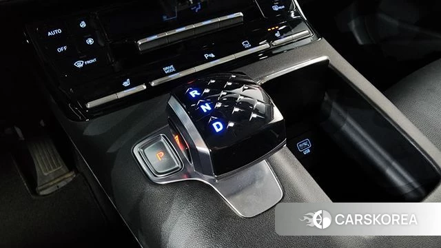 Hyundai The New Grandeur IG id 4647255 из Кореи 35