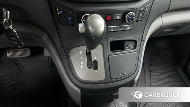 Hyundai The New Grand Starex id 4713359 из Кореи 29