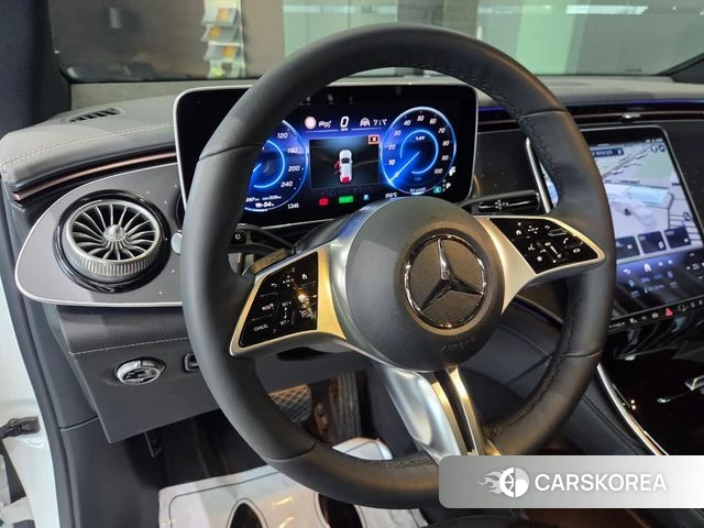 Mercedes-Benz EQE SUV X294 id 5045436 из Кореи 18