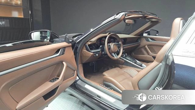 Porsche 911(992) id 4995944 из Кореи 34