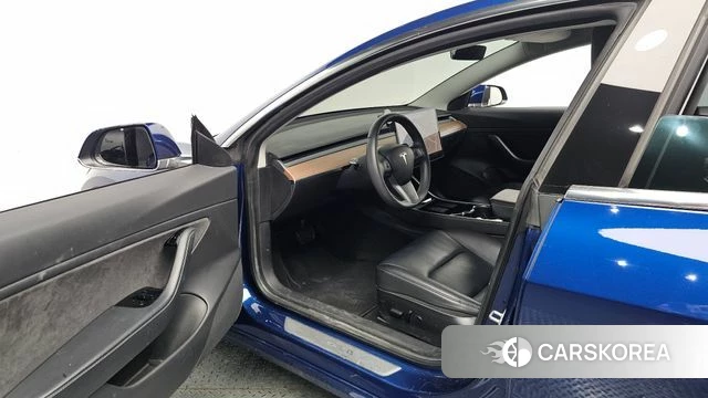Tesla Model 3 id 4987735 из Кореи 32