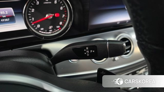 Mercedes-Benz E-Class W213 id 4918274 из Кореи 19