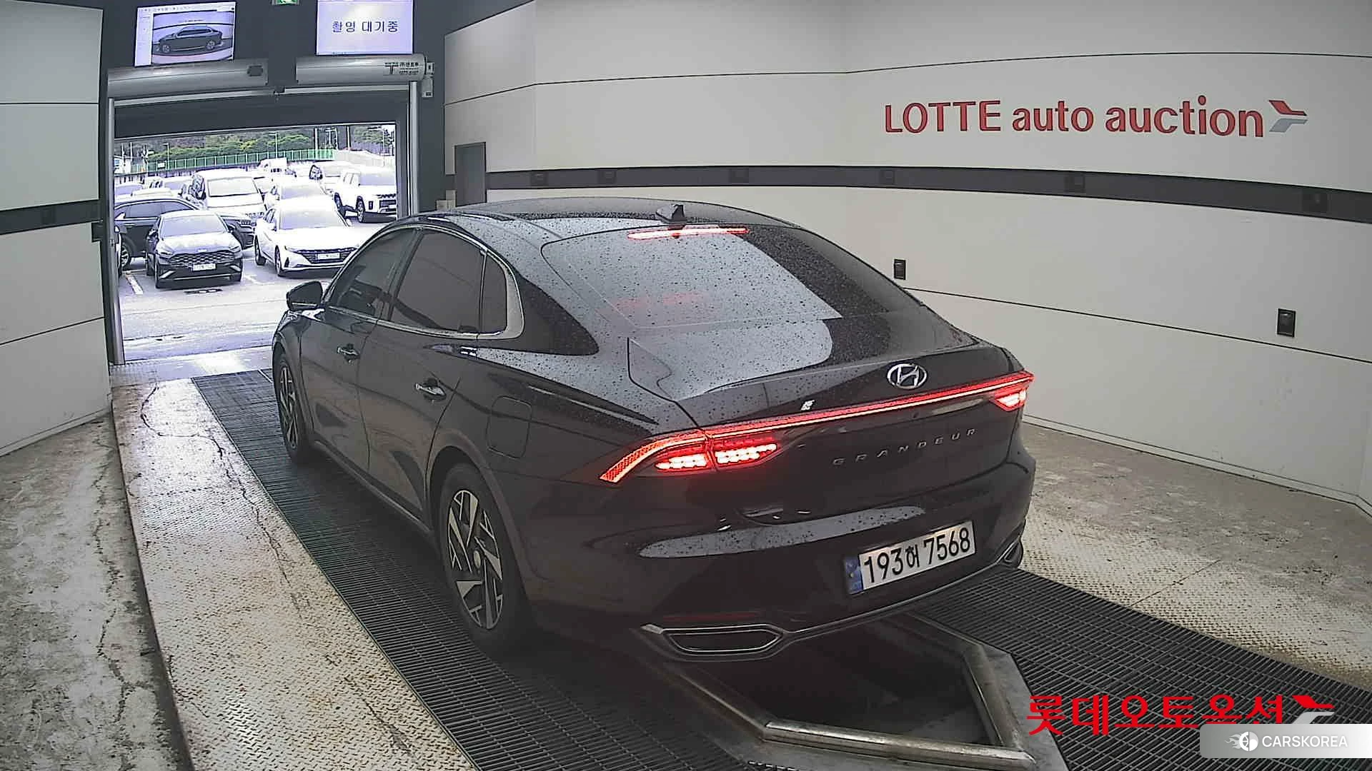 Hyundai Grandeur Hybrid id 4984622 из Кореи 36