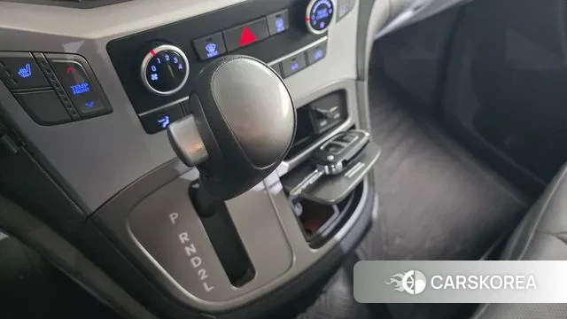 Hyundai The New Grand Starex id 3418219 из Кореи 19