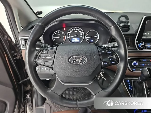 Hyundai The New Grand Starex id 5048630 из Кореи 17