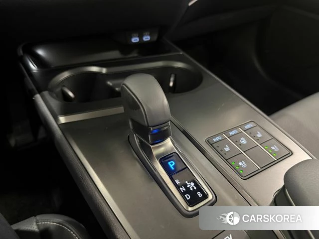 Lexus UX300h id 4947061 из Кореи 12