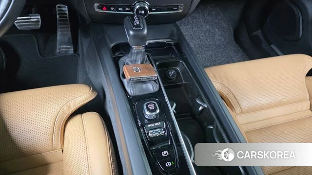Volvo V60 Cross-Country 2nd Generation id 4952617 из Кореи 34