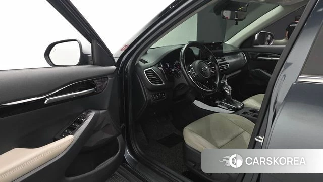 Kia Seltos id 5028546 из Кореи 33