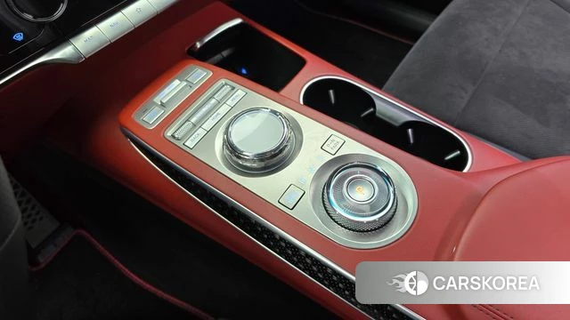 Genesis GV70 id 4991667 из Кореи 31