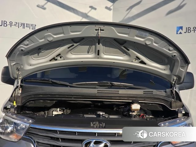 Hyundai The New Grand Starex id 5023394 из Кореи 18