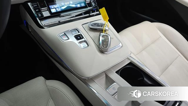 Hyundai The New Grandeur IG Hybrid id 4986393 из Кореи 29