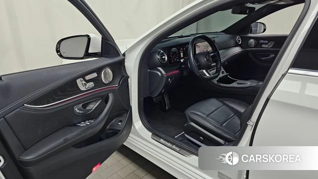Mercedes-Benz E-Class W213 id 5012657 из Кореи 30
