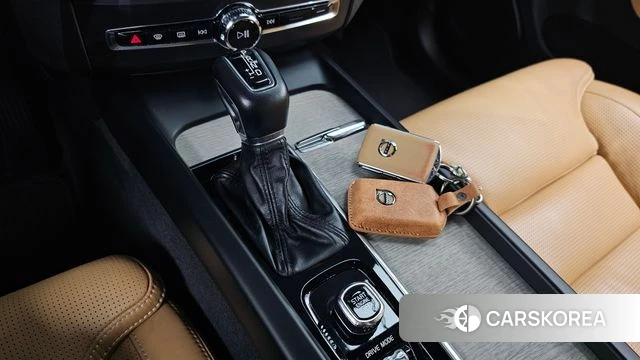 Volvo XC60 second Generation id 5018611 из Кореи 36