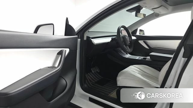 Tesla Model Y id 4936495 из Кореи 36