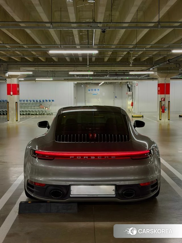 Porsche 911(992) id 4974400 из Кореи 15