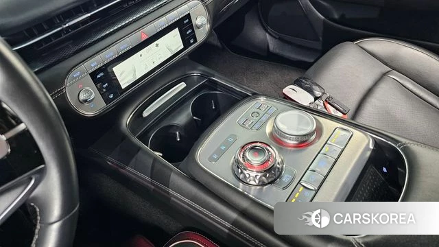 Genesis G90 (RS4) id 3827202 из Кореи 19