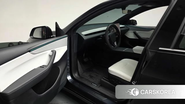 Tesla Model Y id 5001417 из Кореи 34