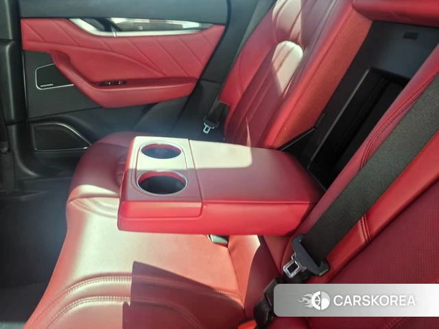 Maserati Levante id 4943307 из Кореи 19