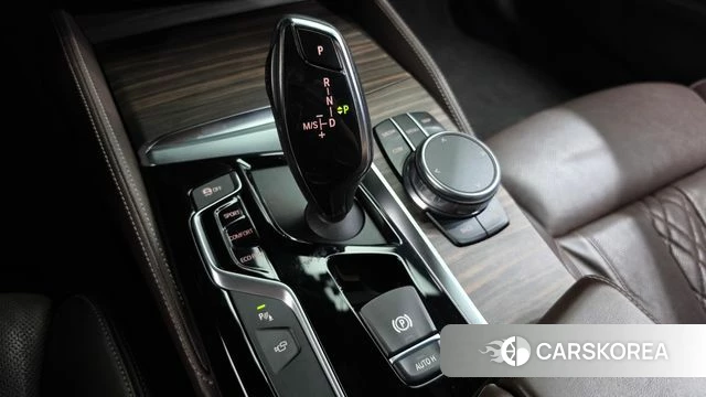 BMW 5 Series (G30) id 4967888 из Кореи 33
