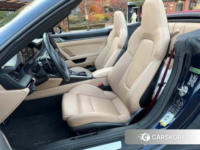 Porsche 911(992) id 4943097 из Кореи 19