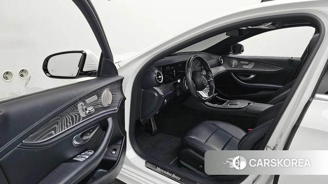 Mercedes-Benz E-Class W213 id 4936484 из Кореи 34