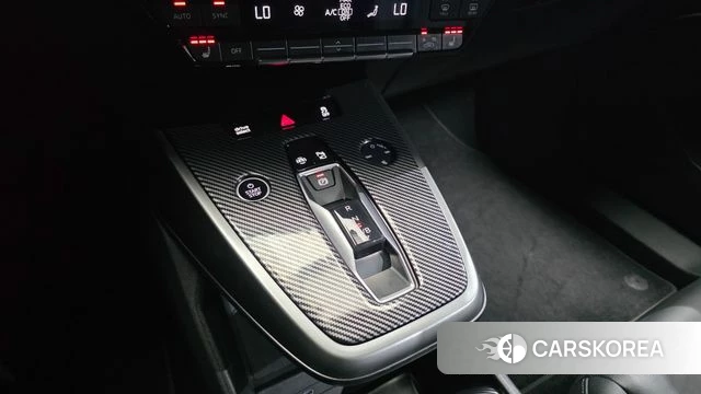 Audi Q4 e-Tron (F4) id 4935816 из Кореи 31