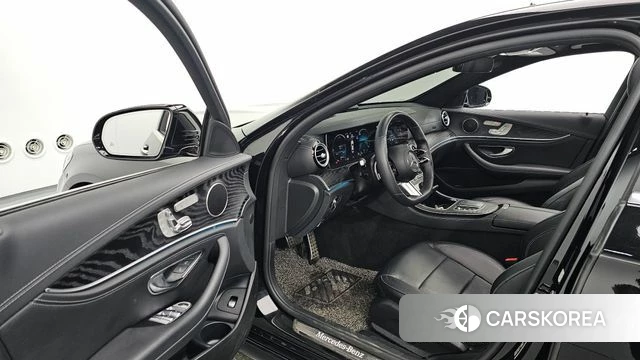 Mercedes-Benz E-Class W213 id 4976795 из Кореи 32