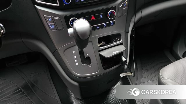 Hyundai The New Grand Starex id 4581647 из Кореи 29