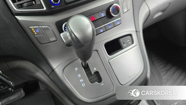 Hyundai The New Grand Starex id 4688620 из Кореи 19