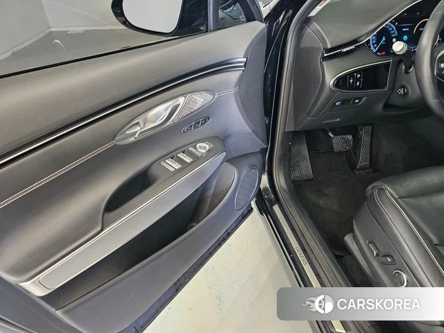 Genesis Electrified GV70 id 5022549 из Кореи 19