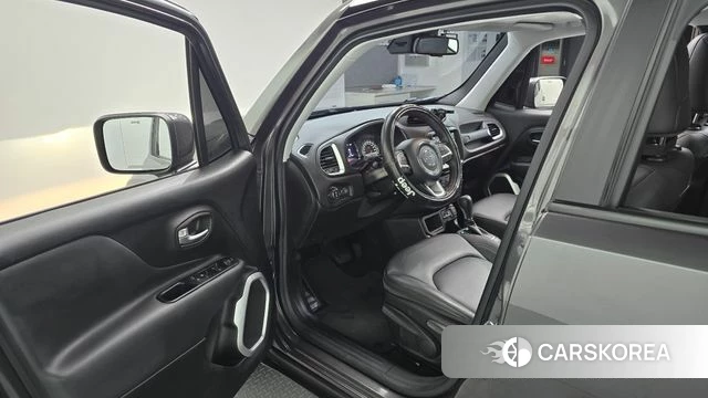 Jeep Renegade id 4983070 из Кореи 29