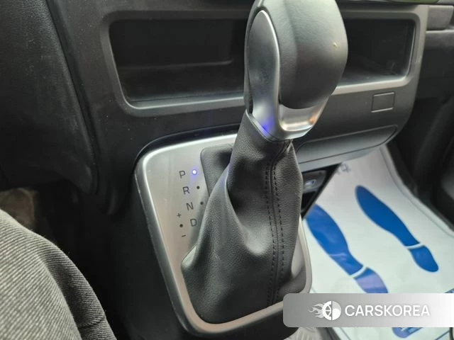 Hyundai Staria id 4739345 из Кореи 19
