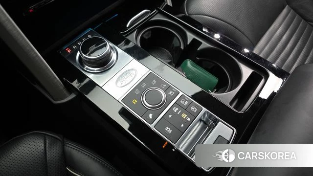 Land Rover Discovery 5 id 3886561 из Кореи 19